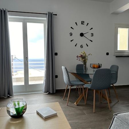 Kli9 Apartment Ermoupoli Ngoại thất bức ảnh
