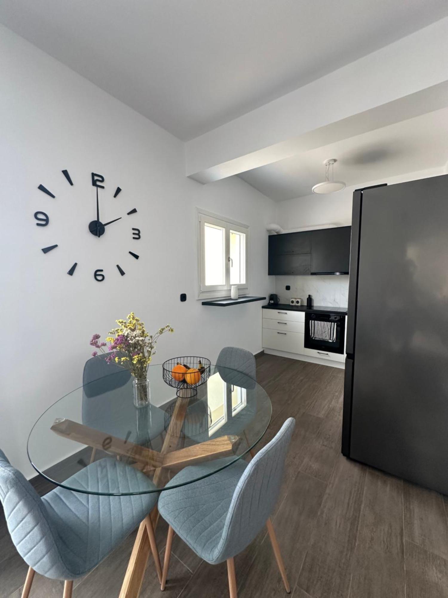 Kli9 Apartment Ermoupoli Ngoại thất bức ảnh