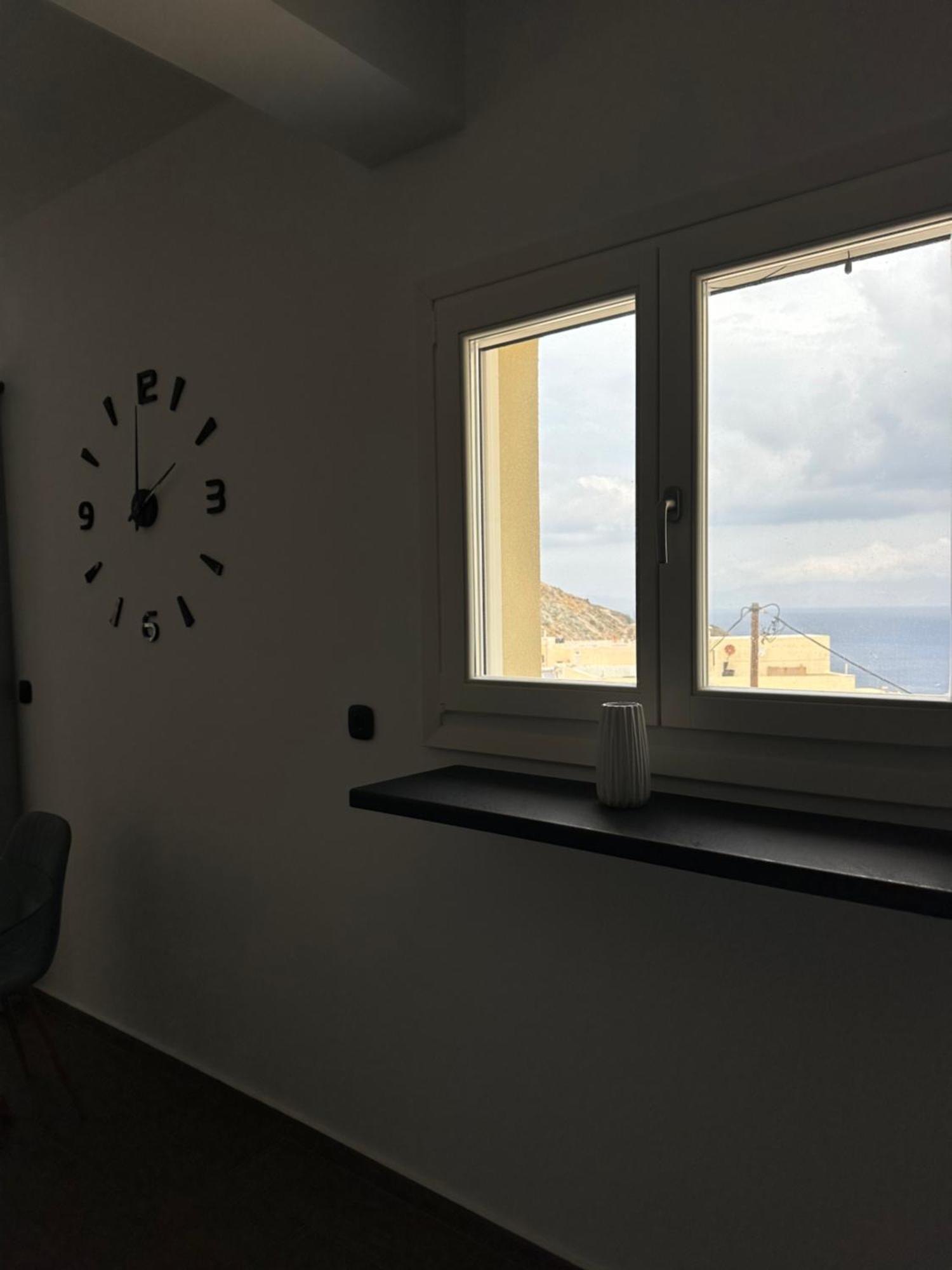 Kli9 Apartment Ermoupoli Ngoại thất bức ảnh