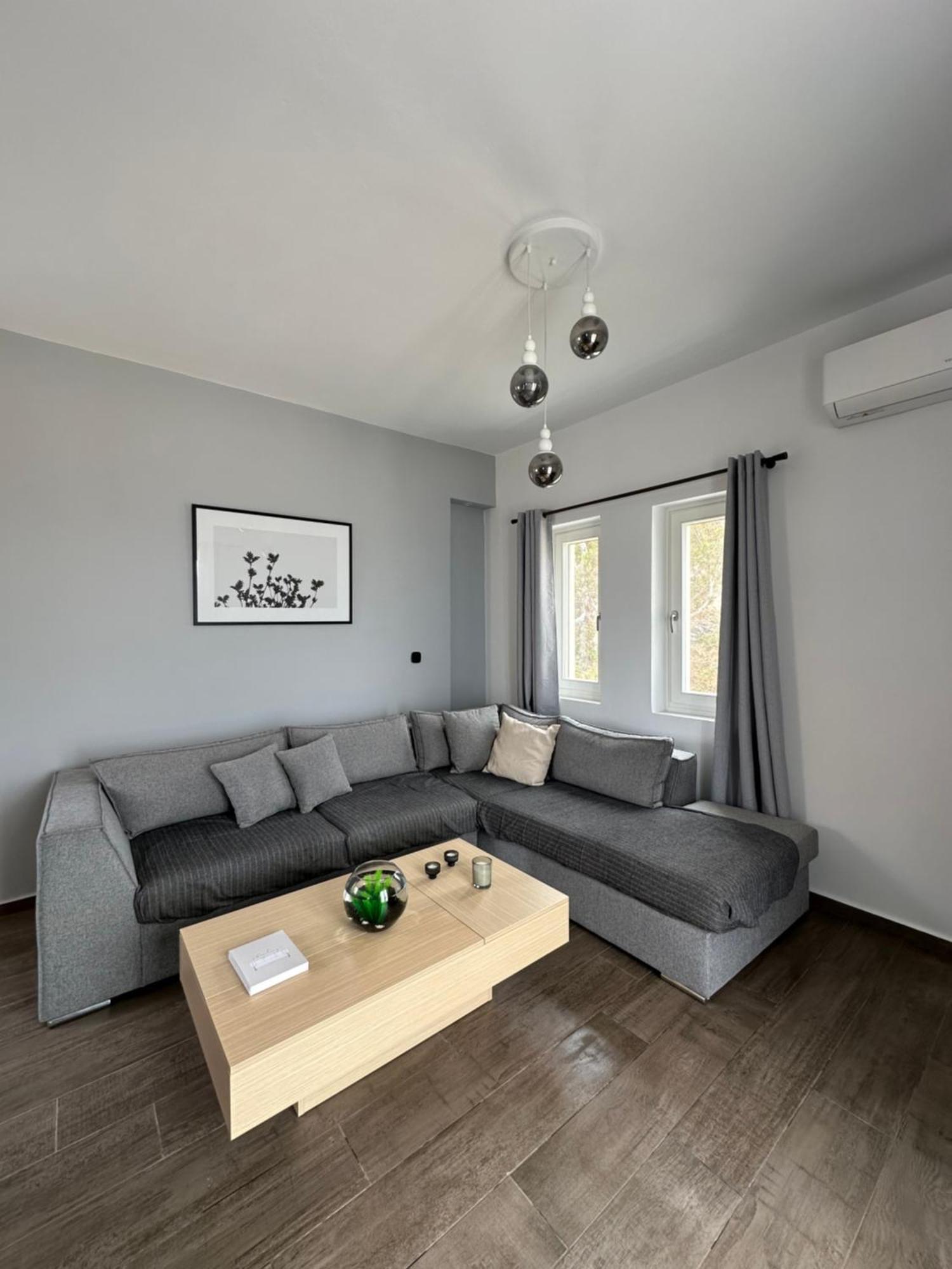 Kli9 Apartment Ermoupoli Ngoại thất bức ảnh